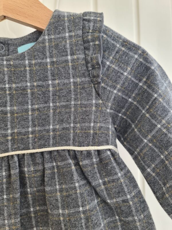 Vestido vuelos gris - Imagen 4