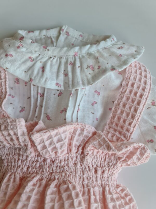 Conjunto dos piezas florcitas rosado - Imagen 3